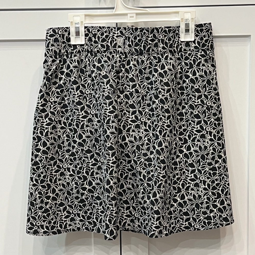 T by Talbots Black and White Floral Athletic casual A Line Skort Sz XS - Picture 4 of 9